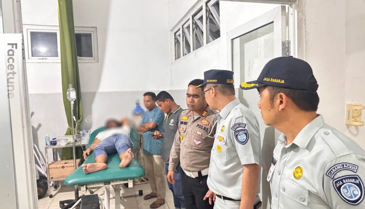 Jasa Raharja besuk korban kecelakaan truk di Pidie