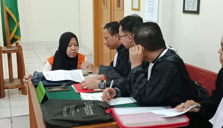 Terdakwa malpraktek Agustina Jalani sidang perdana di PN Palembang