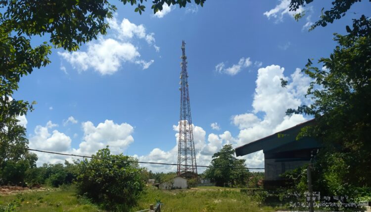 Indosat gandeng ZTE bangun teknologi microwave yang canggih.