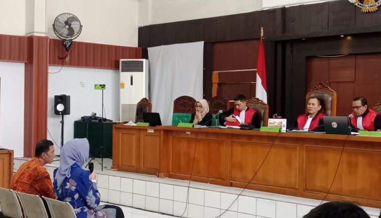 Dua orang saksi dihadirkan di persidangan kasus korupsi Bank BNI.