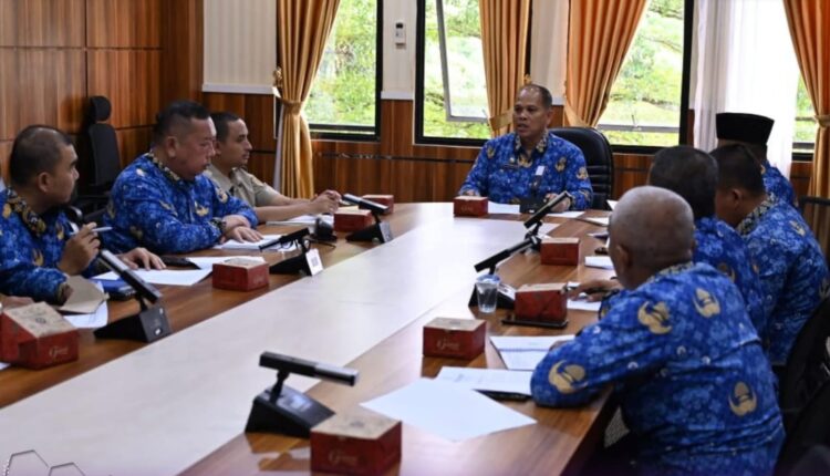 Rapat teknis Pemkot Pagar Alam bahas pembangunan sekolah rakyat.