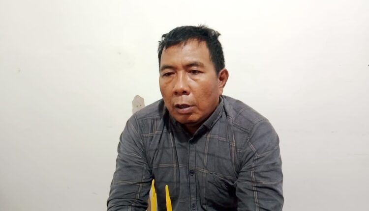 Tersangka saat diamankan di Unit 3 Jatanras Polda Sumsel.