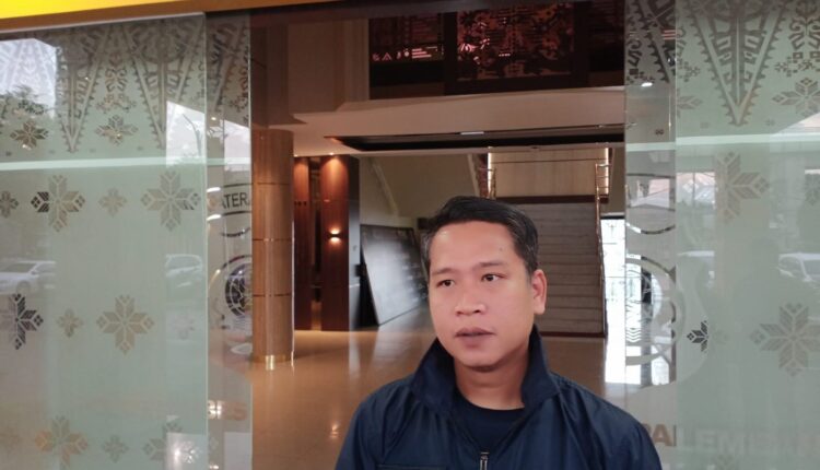 Suasana memanas dalam gelar perkara kasus dugaan pelecehan oleh oknum dosen di Palembang.