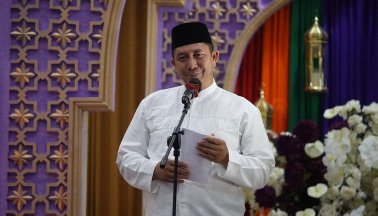 Walikota Pagar Alam, Ludi Oliansyah, memberikan sambutan dalam acara Walimatus Safar dan jamuan Calon Jamaah Haji (CJH) di Rumah Dinas Walikota.