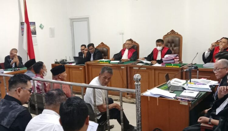 Suasana persidangan dugaan korupsi fasilitas kredit PT BRI saat pemeriksaan saksi-saksi dari perangkat desa di Pengadilan Tipikor Palembang.