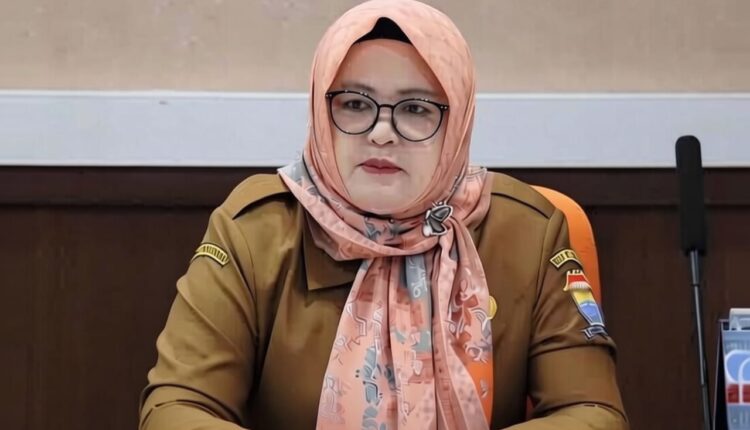 Kabid SMP Dinas Pendidikan Kota Palembang, Kapiatul Ahlia, memberikan arahan terkait persiapan pengumuman hasil Tes Kemampuan Akademik (TKA) 2026 di Palembang, Sumatra Selatan.