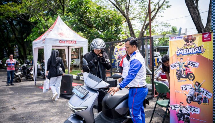 Astra Motor Sumsel hadirkan honda victory, kegiatan ini saat mengunjungi salah satu perusahaan di kota Palembang.