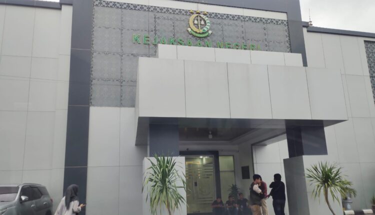 Gedung Kejari Palembang.