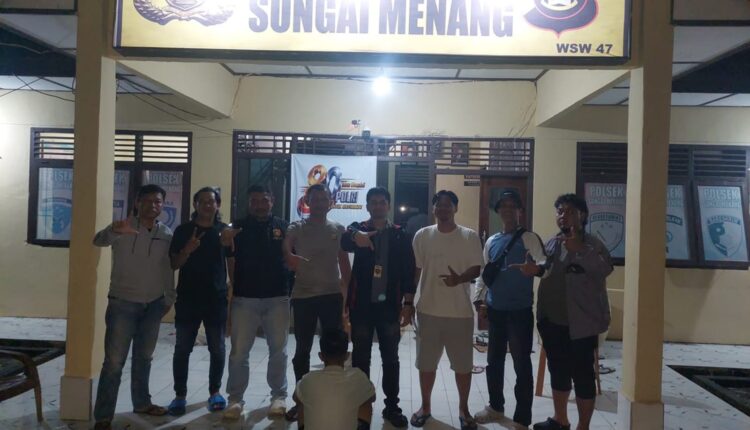 Jajaran Subdit III Jatanras Polda Sumsel berhasil meringkus HA (30), buronan kasus pencurian dengan kekerasan (curas) yang merampas motor Kawasaki KLX di Desa Sido Mulyo, Kecamatan Sungai Menang, Kabupaten OKI.