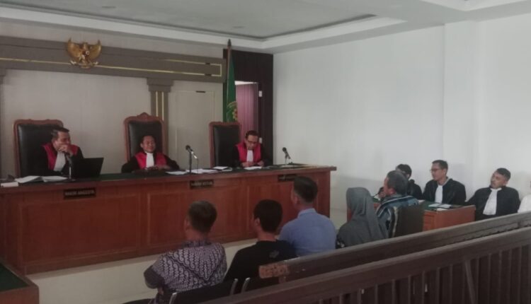 Sejumlah saksi dari kalangan nasabah memberikan keterangan dalam sidang lanjutan perkara dugaan korupsi pengelolaan layanan BTN e-Batara Pos di Pengadilan Tipikor PN Palembang, Sumatera Selatan.