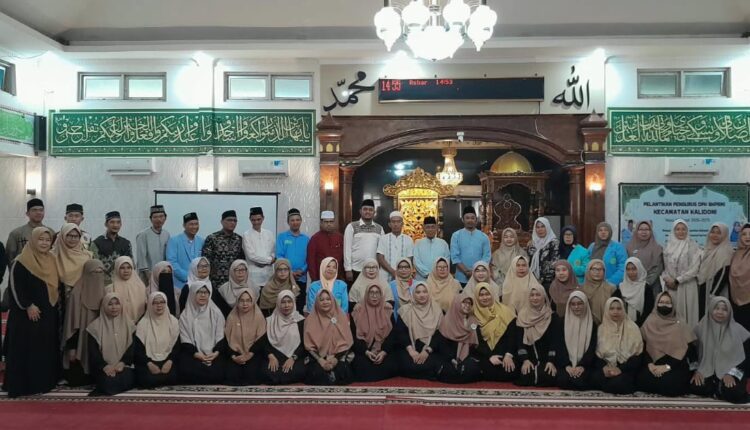 Pengurus dan anggota BKPRMI Sumsel foto bersama di Masjid Khairul Amal.