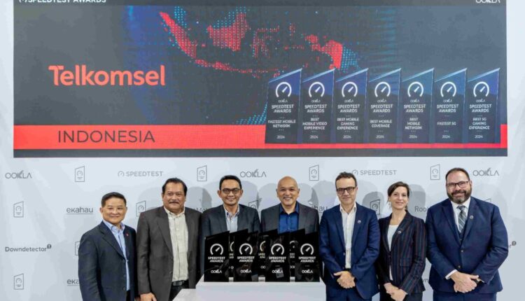 Telkomsel raih 7 penghargaan di Ookla Speedtest Award Q3 -Q4 dan 7 kali berturut turut sebagai Best Mobile Network.