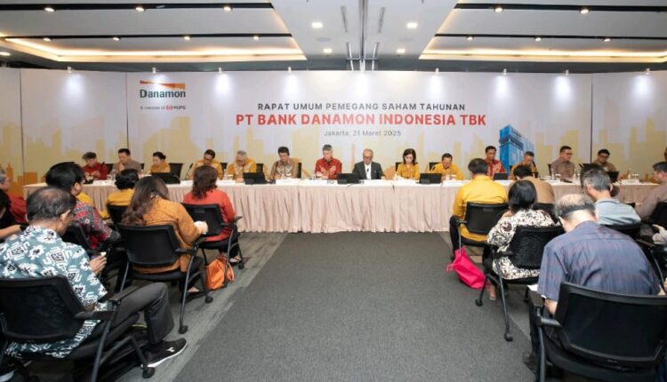Rapat Umum Pemegang Saham Tahunan (RUPST) PT Bank Danamon Indonesia Tbk di Jakarta, pada Jumat (21/03/2025).