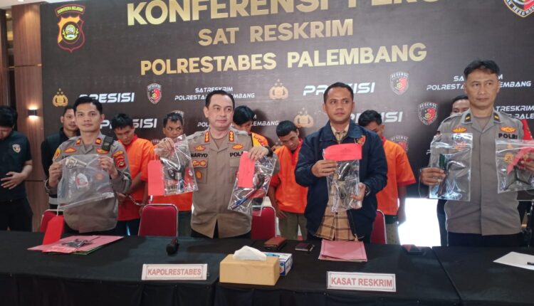 Foto barang bukti Senpi