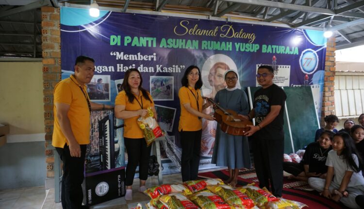 Thamrin Group salurkan CSR ke Panti Asuhan Rumah Yusuf Baturaja.