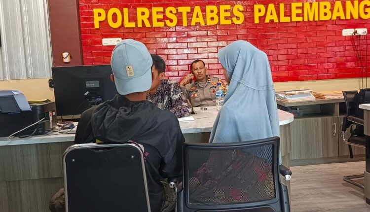 Korban membuat Laporan Polisi.