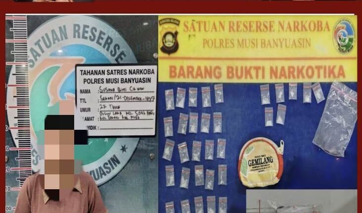 Tersangka berikut barang bukti yang diamankan.