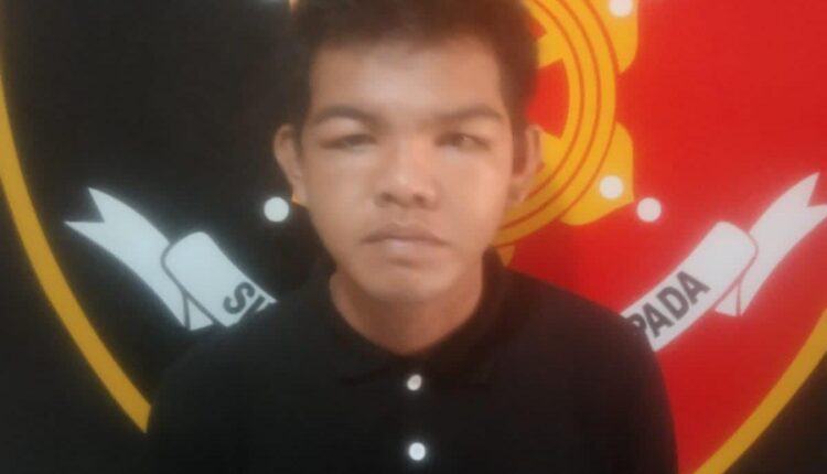 Tersangka saat diamankan di Polres Musi Rawas.