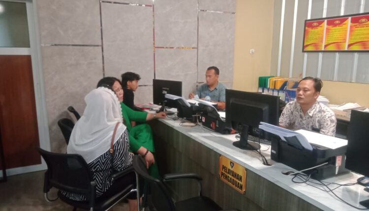 Korban membuat Laporan Polisi.