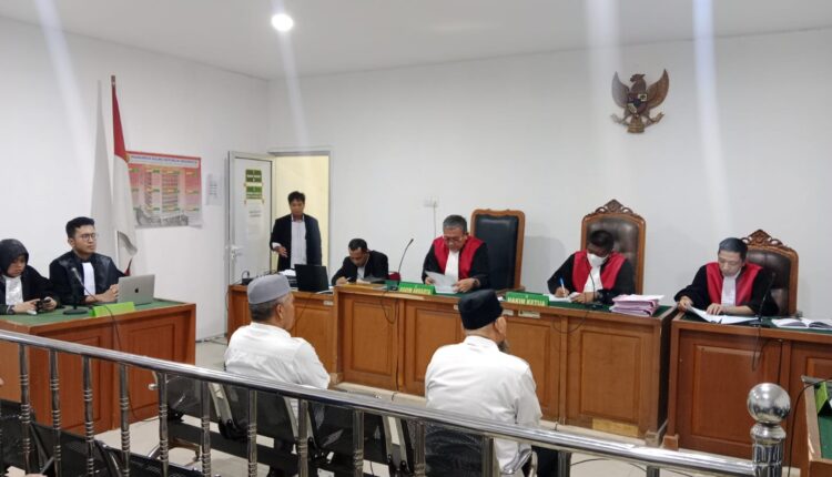 Pembacaan putusan sela terhadap dua terdakwa di Pengadilan Negeri (PN) Tipikor Palembang.