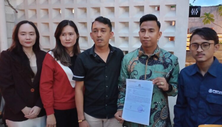 Tim kuasa hukum Yanti.