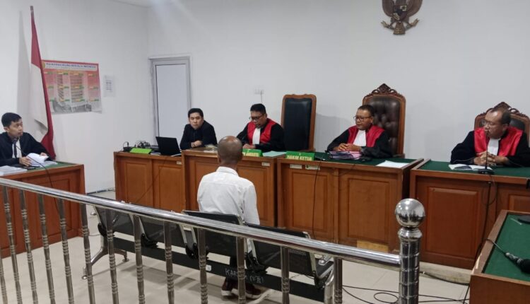 JPU bacakan tuntutan pidana terdakwa Alex Rahman dipersidangan.