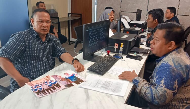 Orang tua korban membuat Laporan Polisi.