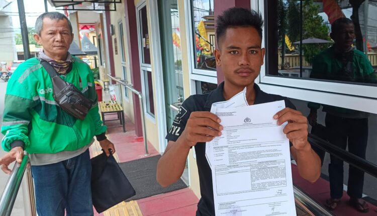 Korban membuat Laporan Polisi