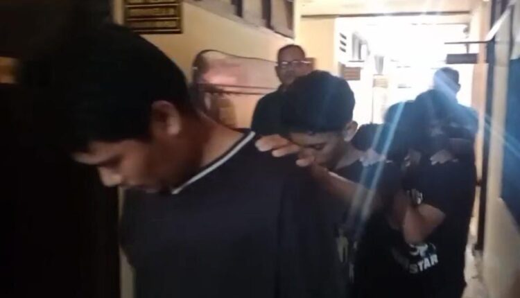 Terduga pelaku pengeroyokan diamankan.