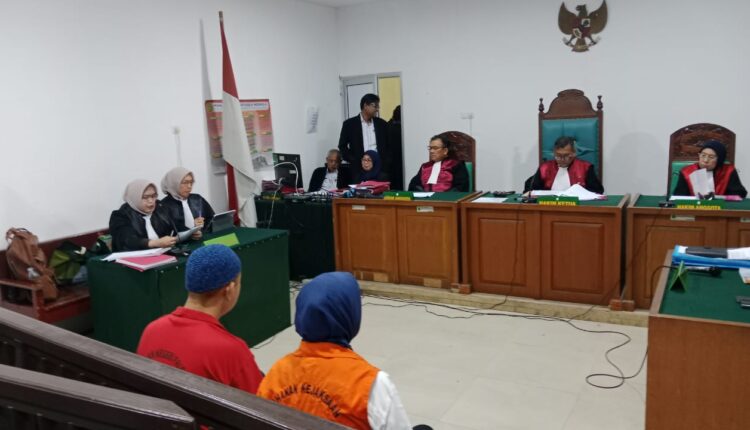 JPU membaca Tanggapan Eksepsi di persidangan.