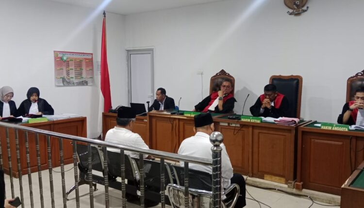 JPU Kejari Muba bacakan tuntutan pidana terhadap dua terdakwa.