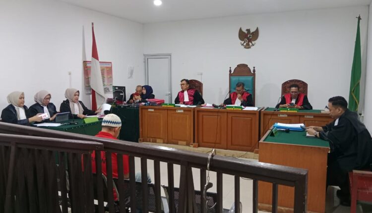 Suasana persidangan.
