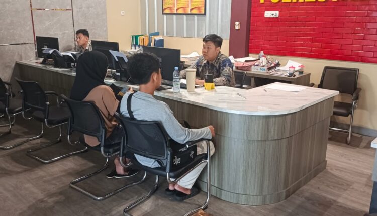 Korban membuat Laporan Polisi.