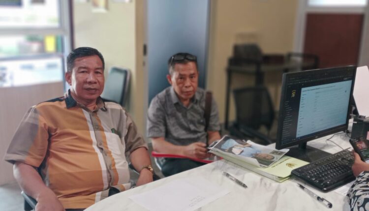 Korban membuat Laporan Polisi.
