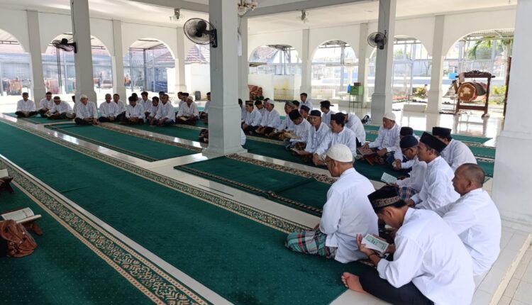 Lapas kelas IIB Kayuagung adakan giat Do'a bersama.