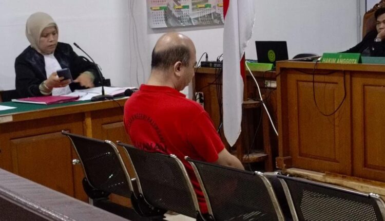 Suasana persidangan.