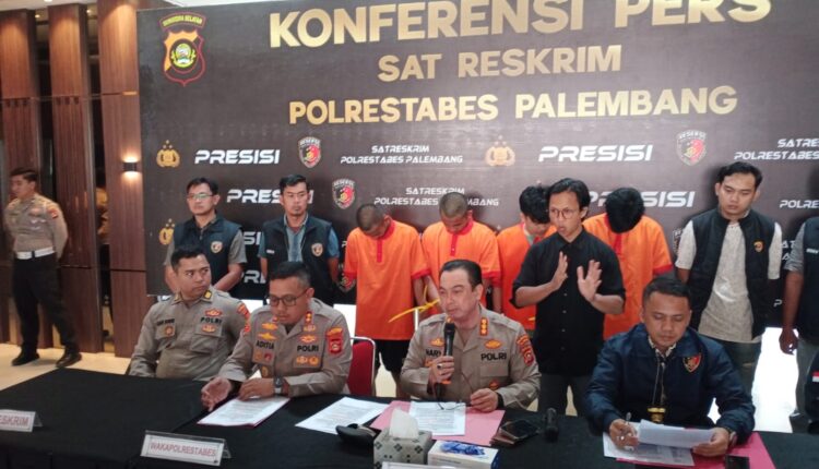 Tersangka pengerusakan.