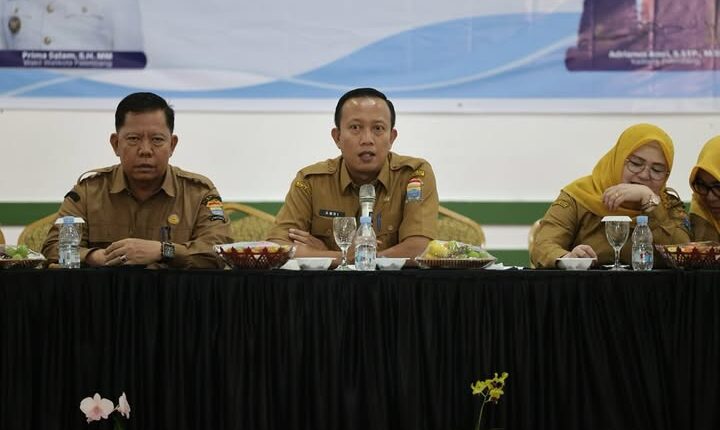 Kadisdik Kota Palembang, Adrianus Amri.