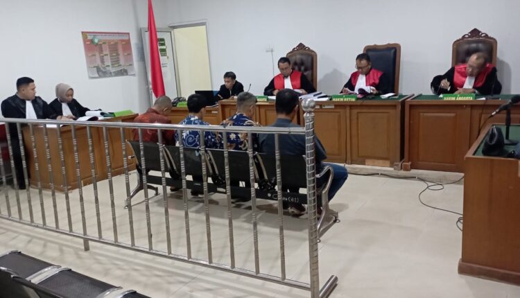 Empat terdakwa dihadirkan dipersidangan.