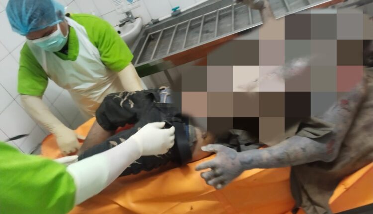 Mayat Mr X saat dibawa ke RSUD Sekayu untuk dilakukan visum. (Foto: Dokumen Polisi)