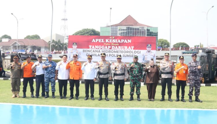 Apel kesiapsiagaan dalam rangka menghadapi potensi bencana hidrometeorologi di Polda Sumsel.