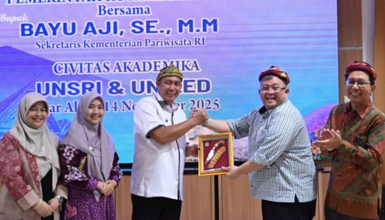 Kunjungan Kerja Sekretaris Kementerian Pariwisata ke Rumah Dinas Walikota Pagar Alam. 
