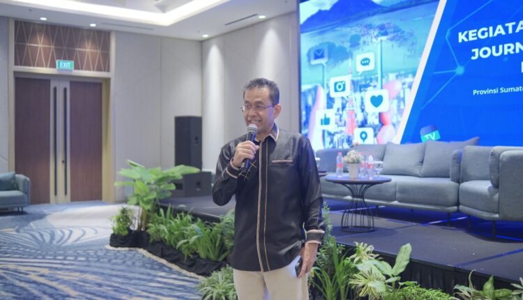 Kepala OJK Sumsel Aripin Susanto, saat acara media Gathering bersama media se-Sumbagsel.