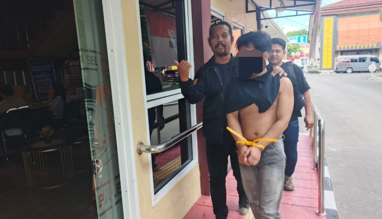 Pelaku diserahkan ke Polisi.
