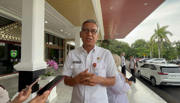 Kepala DPTPH Sumsel, Bambang Pramono. (Foto: Tia)