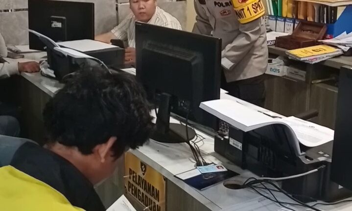 Korban membuat Laporan Polisi.