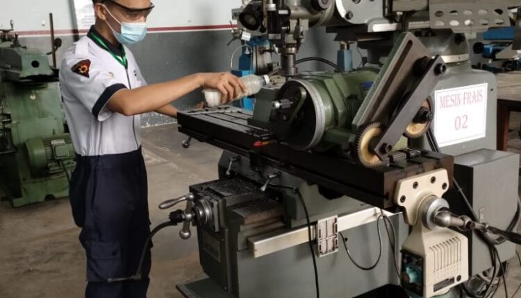 Pelaksanaan Ujian Kompetensi Keahlian (UKK) di SMK N 2 Palembang.