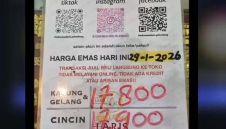 Harga emas di Toko Laris.