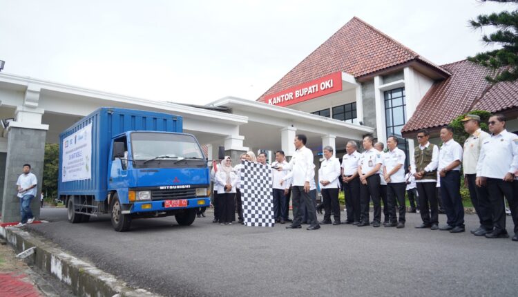 Peluncuran OKI mart keliling di Halaman Kantor Bupati OKI.