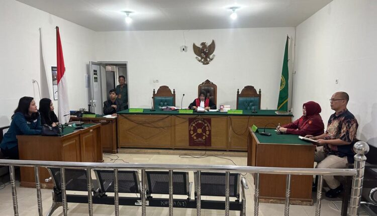 Sidang putusan praperadilan di PN Palembang hari ini memastikan penyidikan kasus dugaan suap irigasi Ataran Air Lemutu tetap berjalan.